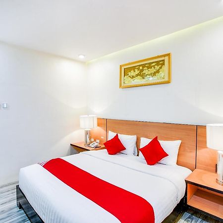 Oyo 489 Casa Mia Hotel Suites General Santos City Bagian luar foto