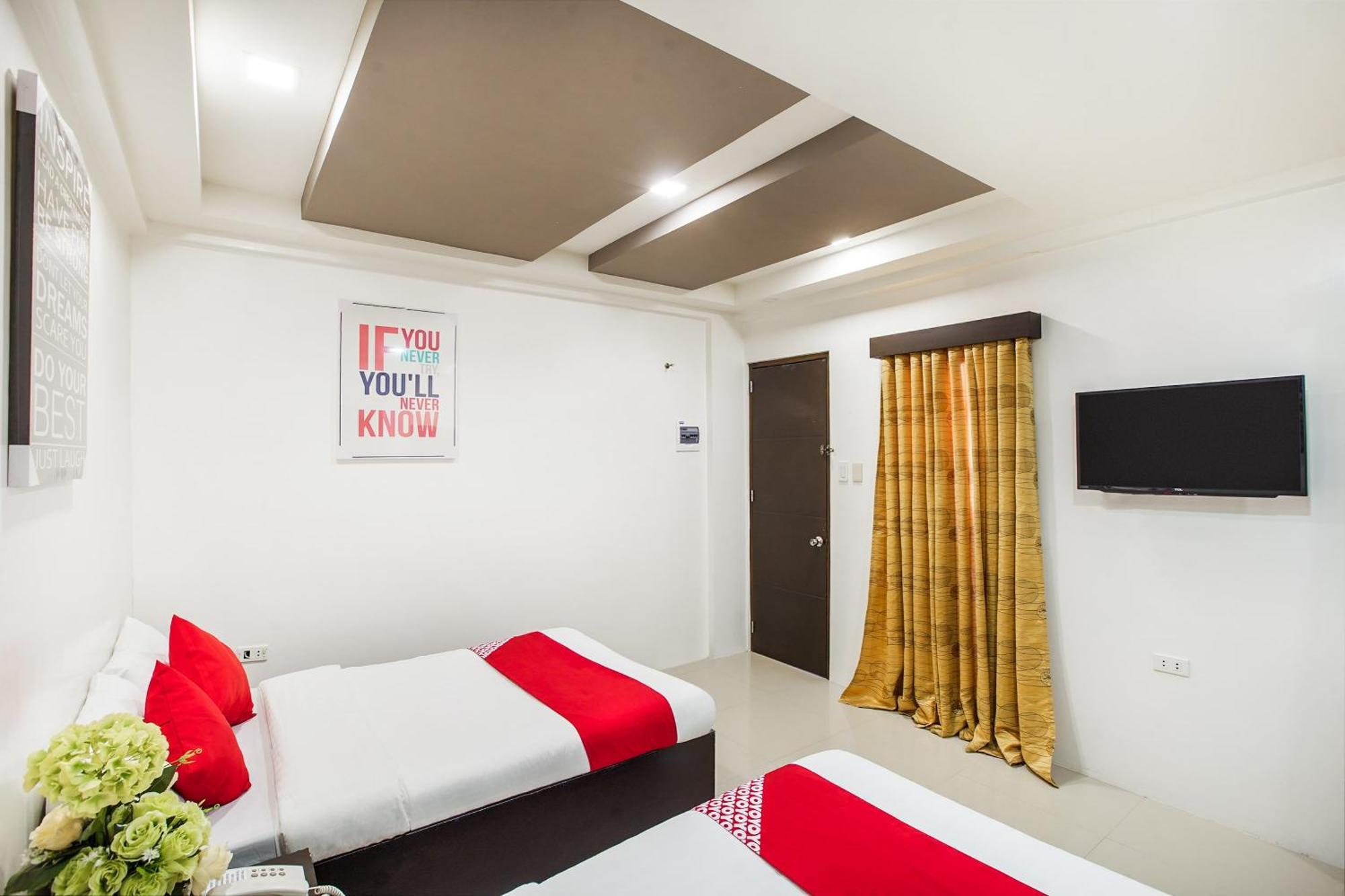 Oyo 489 Casa Mia Hotel Suites General Santos City Bagian luar foto