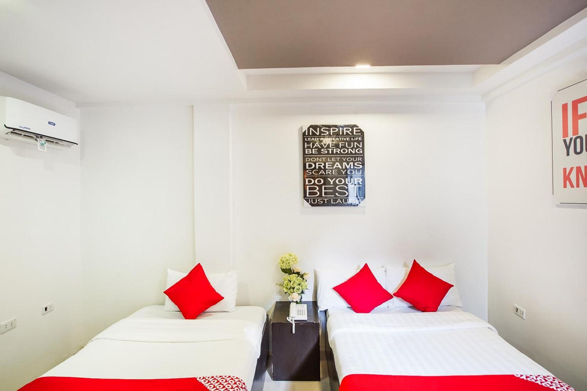 Oyo 489 Casa Mia Hotel Suites General Santos City Bagian luar foto